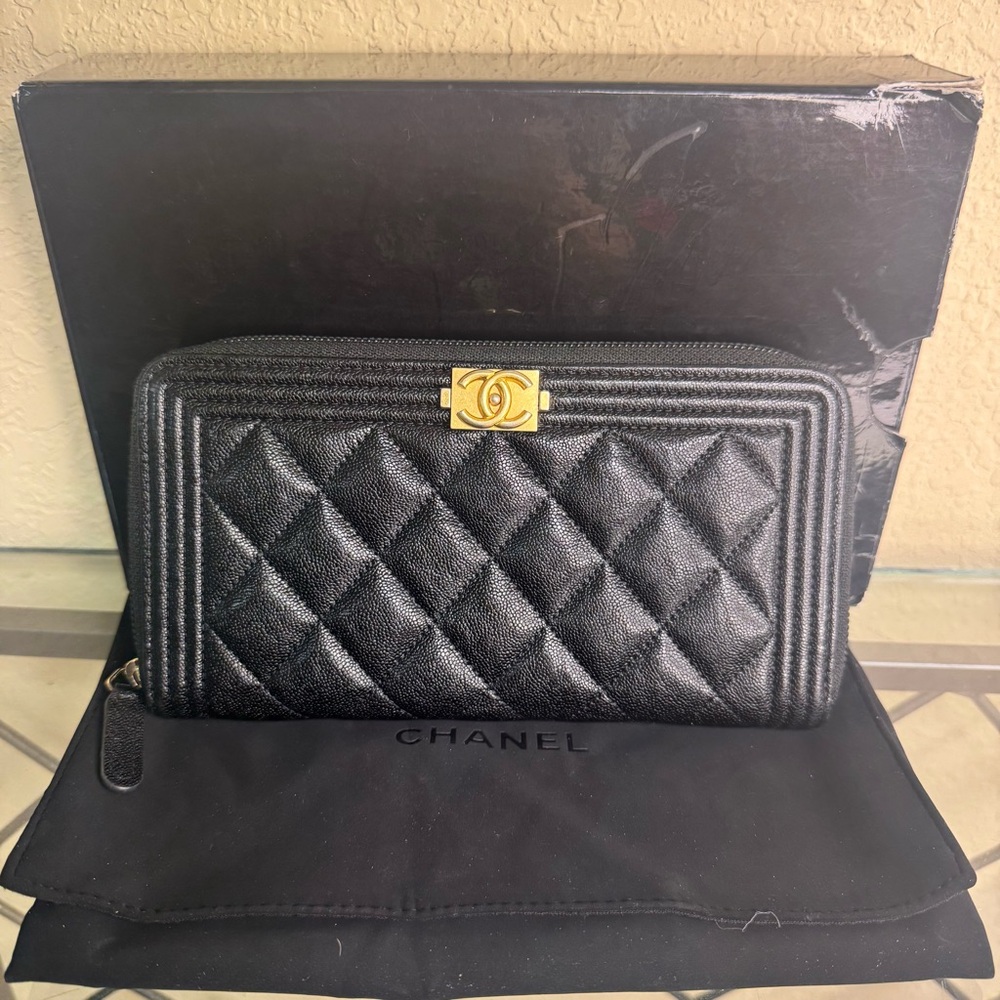 CHANEL Black Quilted Caviar Leather Boy Long Zipped Wallet - Picture 4 of 13
